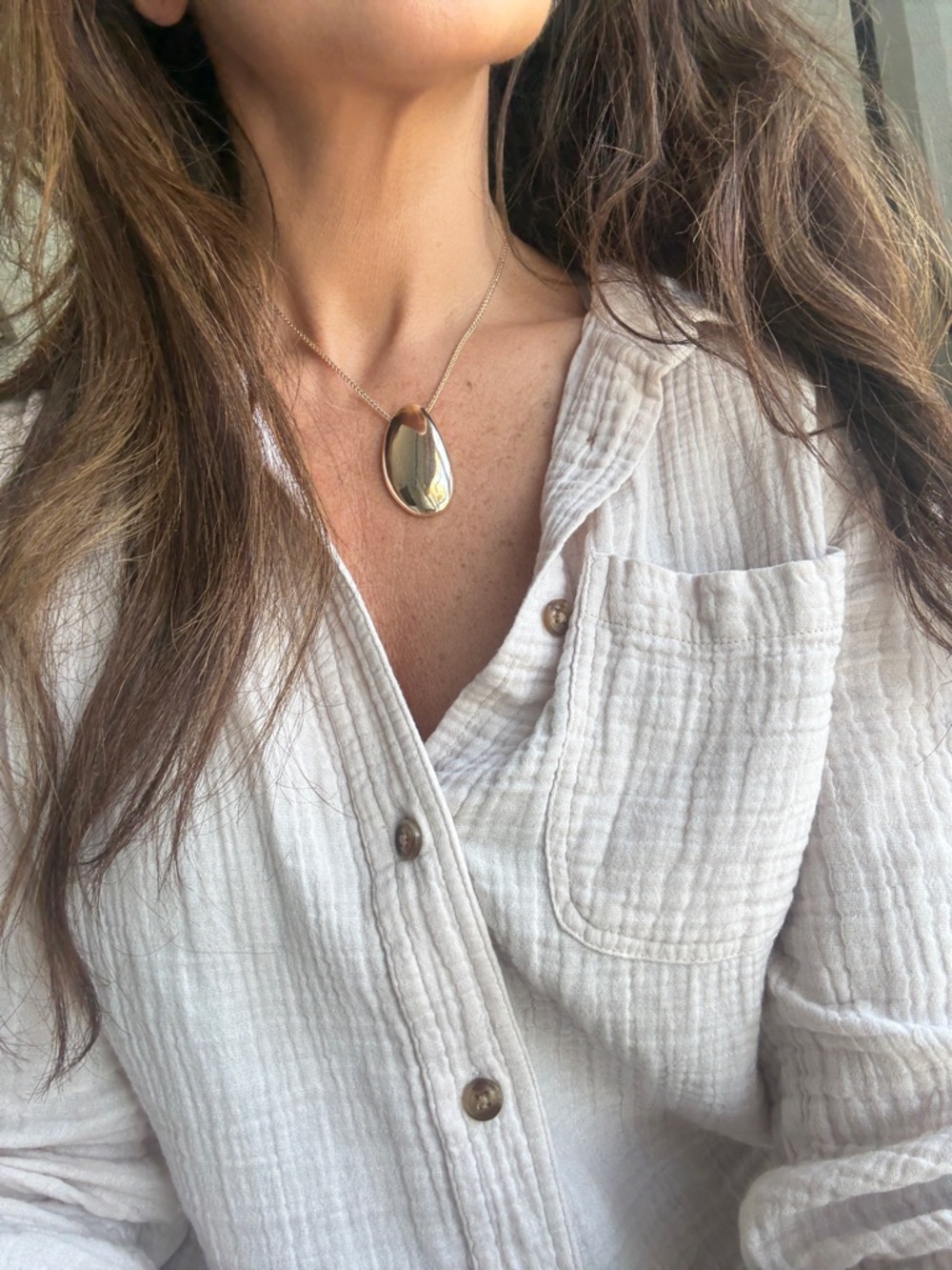 90’s minimalist Gold Teardrop Pendant Necklace - Women Jewelry - Picture 8 of 9